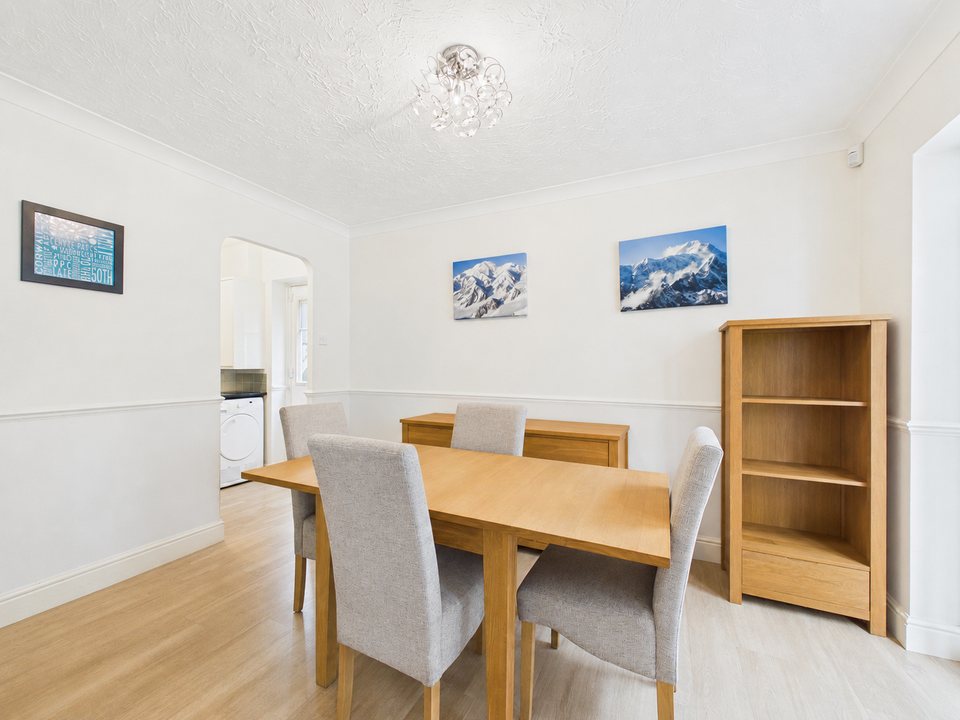 4 bed detached house for sale in Bartholomew Way, Horsham  - Property Image 4