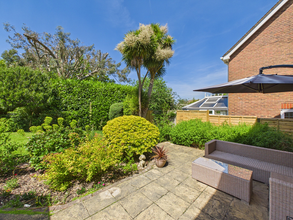 4 bed detached house for sale in Bartholomew Way, Horsham  - Property Image 28
