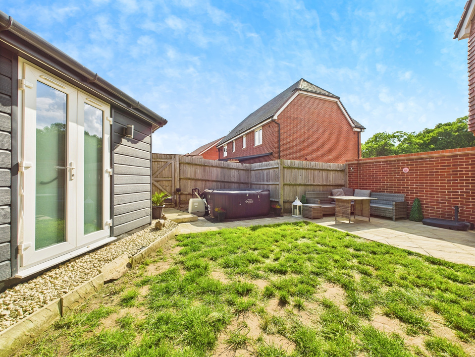 3 bed detached house for sale in Coote Mews, Southwater - Property Image 2