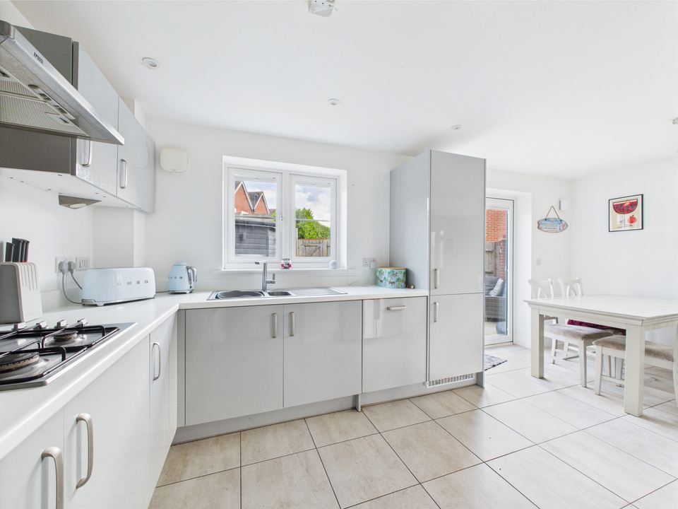 3 bed detached house for sale in Coote Mews, Southwater - Property Image 4