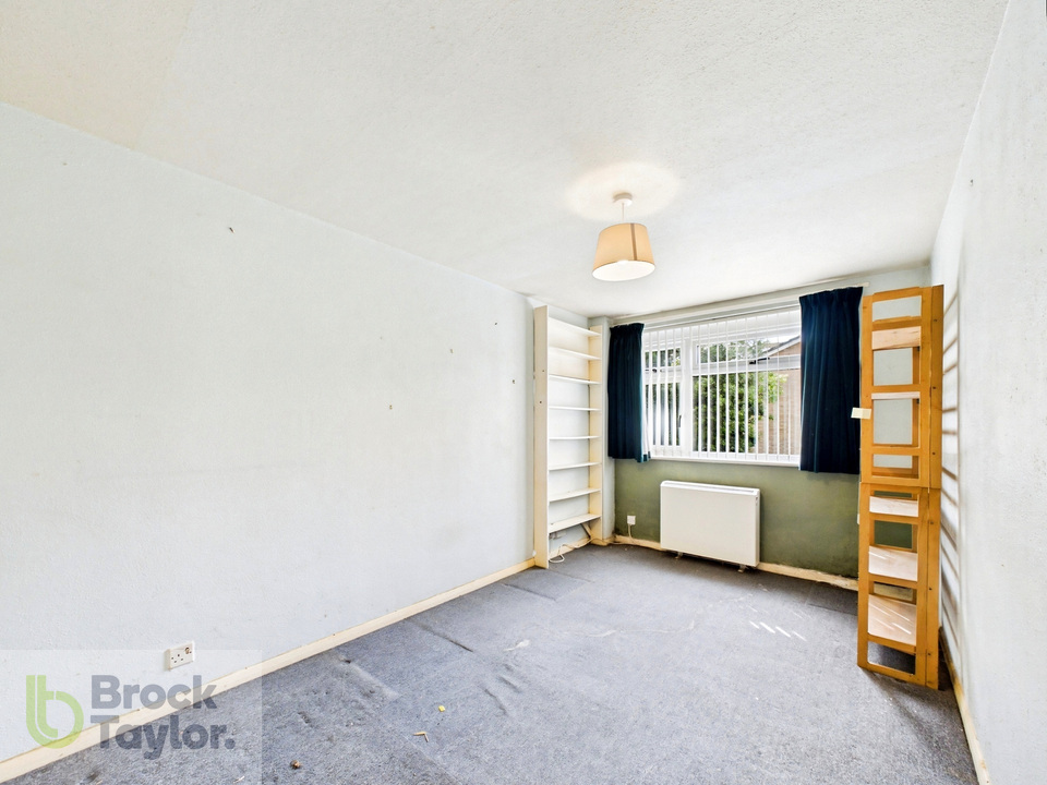 2 bed apartment for sale in Newton Court, Haywards Heath, West Sussex, RH16 3BL  - Property Image 5