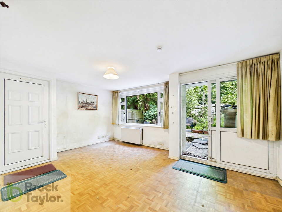 2 bed apartment for sale in Newton Court, Haywards Heath, West Sussex, RH16 3BL  - Property Image 8