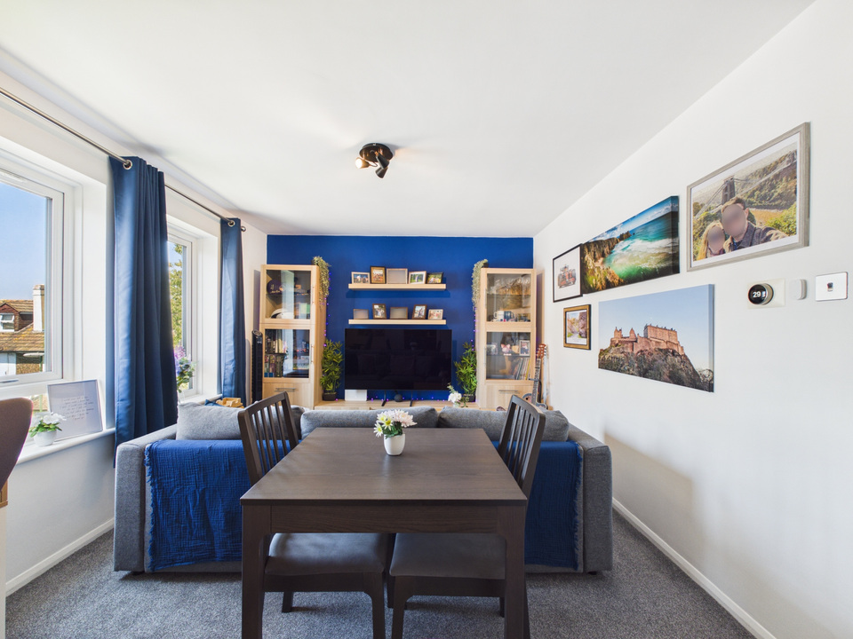 1 bed apartment for sale in Lane House, Station Road, Horsham, RH13 5RB  - Property Image 9