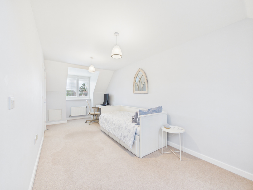 3 bed semi-detached house for sale in Palmer Avenue, Broadbridge Heath, Horsham, West Sussex  - Property Image 9