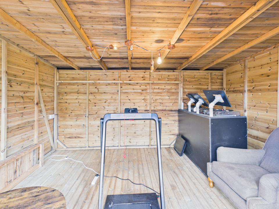 3 bed end of terrace house for sale in Ash Road, Southwater, Horsham, West Sussex  - Property Image 13