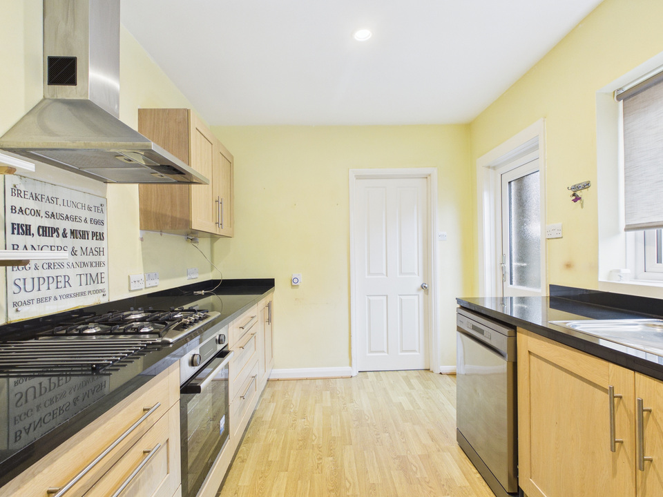 3 bed semi-detached house for sale in Crawley Road, Horsham, West Sussex - Property Image 14