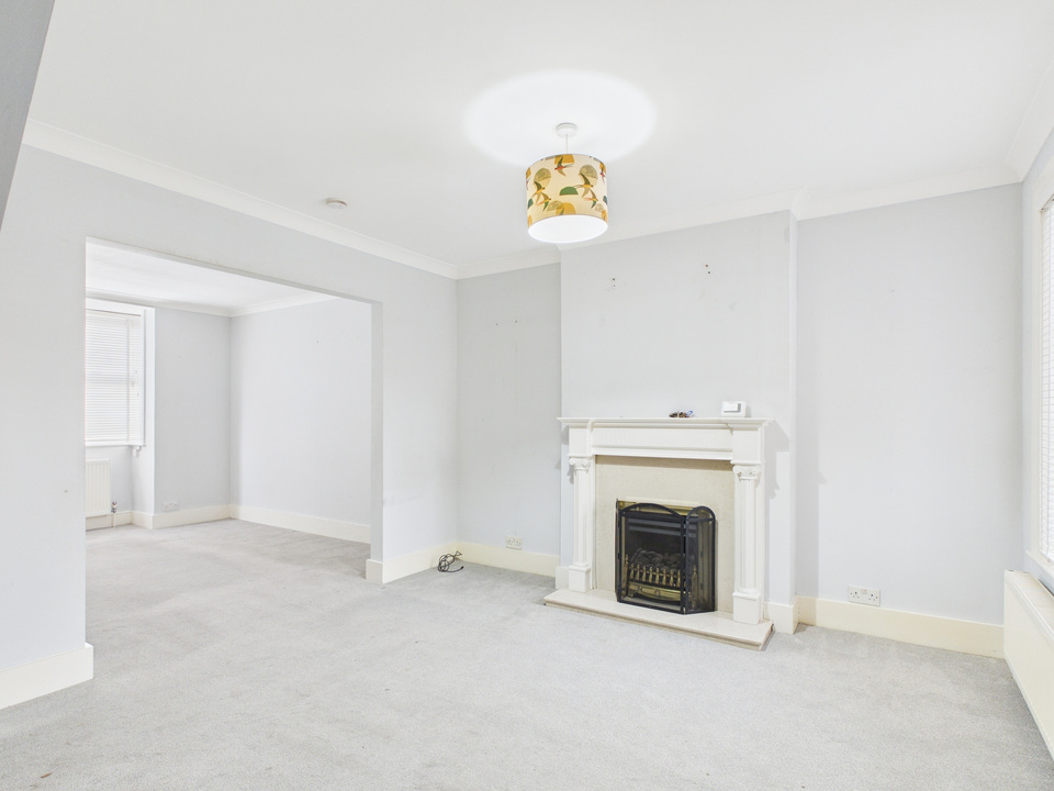 3 bed semi-detached house for sale in Crawley Road, Horsham, West Sussex - Property Image 13