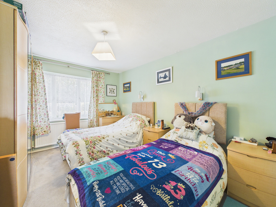 1 bed apartment for sale in Cook Road, Horsham, West Sussex  - Property Image 6