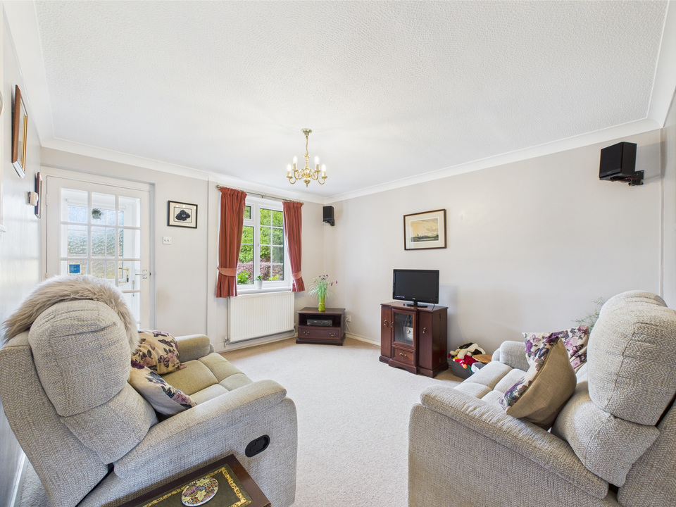 3 bed detached house for sale in Wakehurst Mews, Horsham - Property Image 2