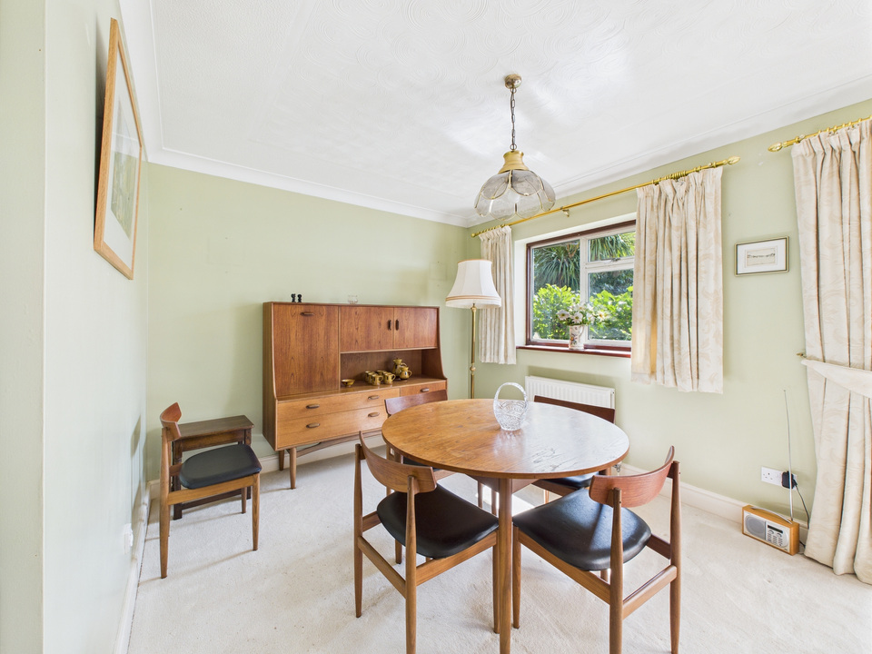 2 bed detached bungalow for sale in Church Lane, Partridge Green - Property Image 4