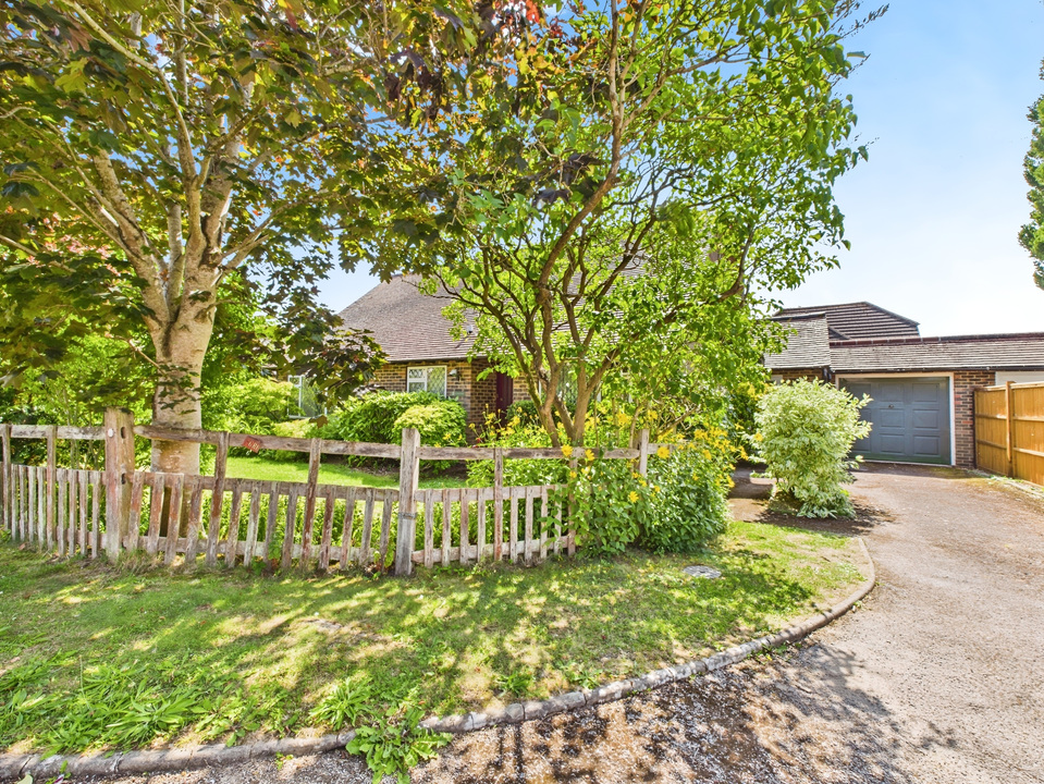 2 bed detached bungalow for sale in Church Lane, Partridge Green - Property Image 12