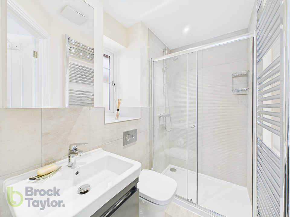 4 bed detached house for sale in Charters Gate Way, Wivelsfield Green  - Property Image 16