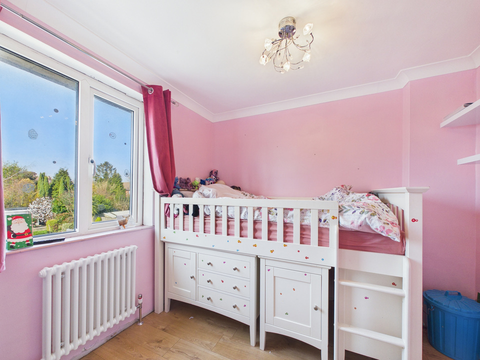 3 bed terraced house for sale in Sullington Mead, Broadbridge Heath, Horsham, West Sussex  - Property Image 7