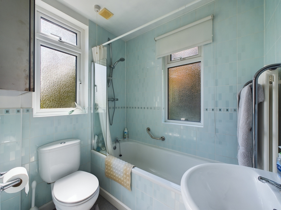 3 bed semi-detached house for sale in Sedgwick Lane, Horsham - Property Image 17