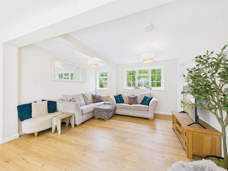 5 bed detached house for sale in Loxwood Road, Rudgwick  - Property Image 7