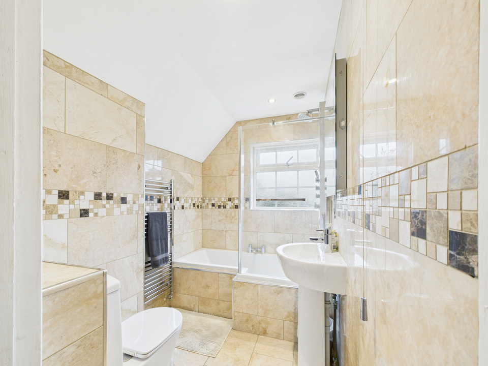 5 bed detached house for sale in Loxwood Road, Rudgwick  - Property Image 11