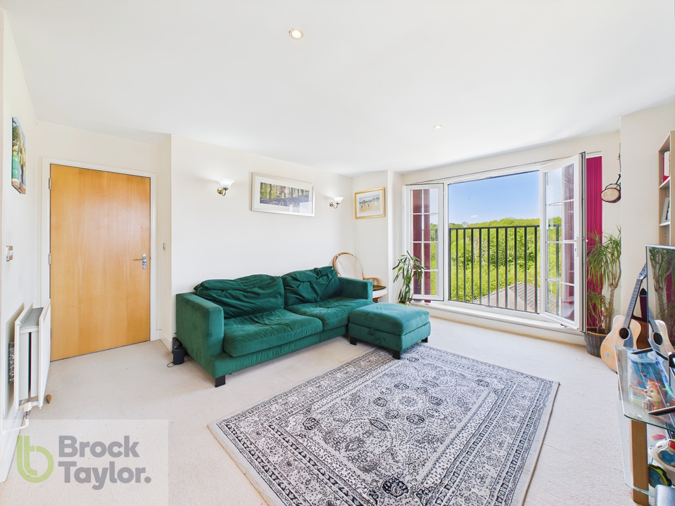 2 bed apartment for sale in Highbank, Bolnore Village  - Property Image 5