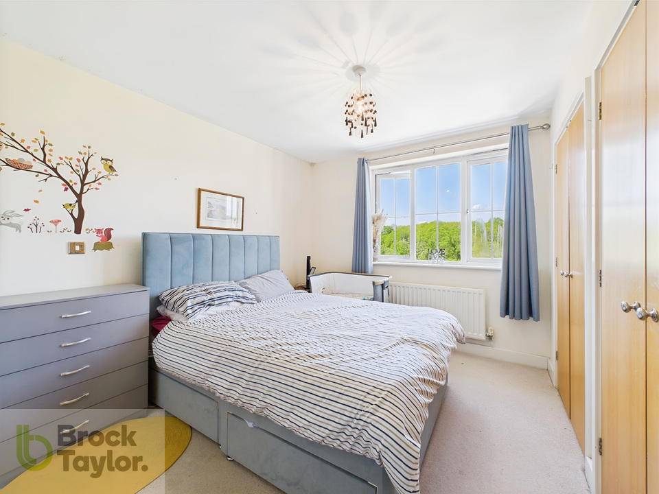 2 bed apartment for sale in Highbank, Bolnore Village  - Property Image 8