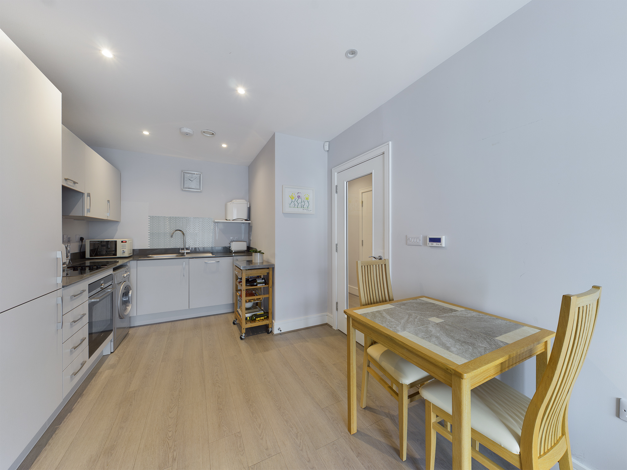1 bed apartment for sale in North Street, Horsham - Property Image 5