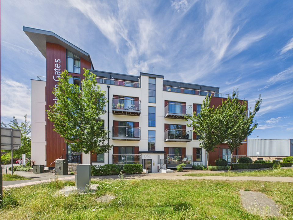 1 bed apartment for sale in North Street, Horsham