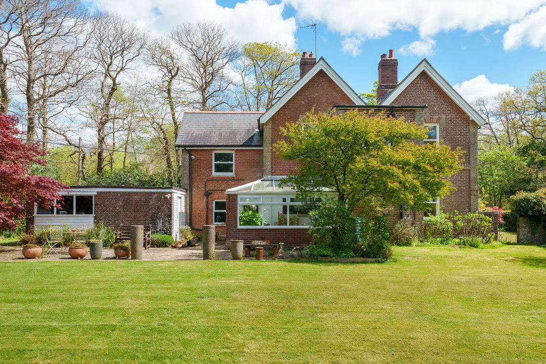 4 bed detached house for sale in South Lodge, Buchan Hill, Pease Pottage, Crawley  - Property Image 8
