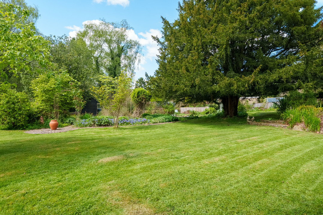 4 bed detached house for sale in South Lodge, Buchan Hill, Pease Pottage, Crawley  - Property Image 21