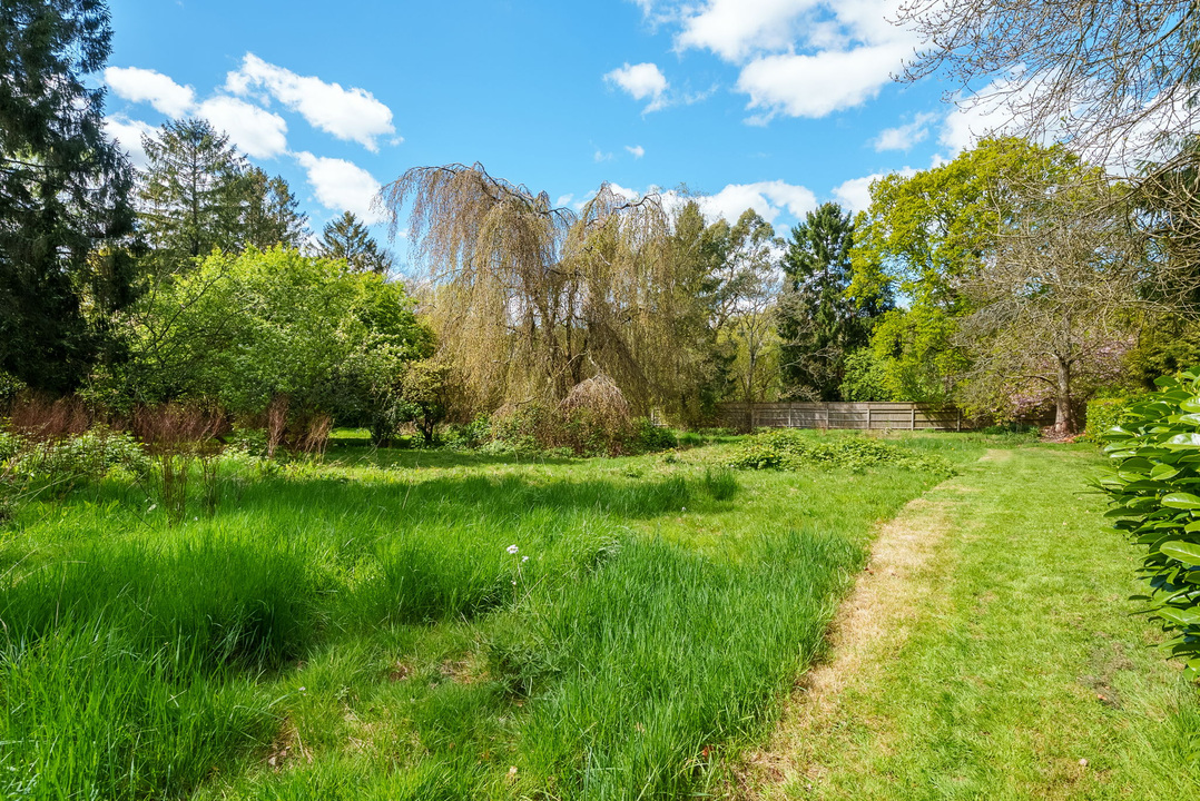 4 bed detached house for sale in South Lodge, Buchan Hill, Pease Pottage, Crawley  - Property Image 25