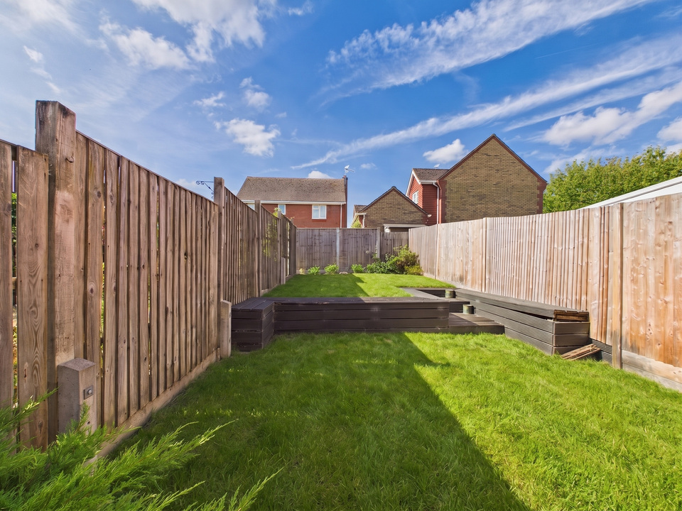 2 bed semi-detached house for sale in Tanbridge Park, Horsham, West Sussex  - Property Image 11