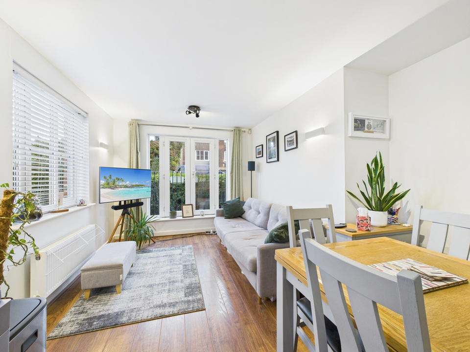 2 bed apartment for sale in Martlet Court , Church Street, Rudgwick, Horsham