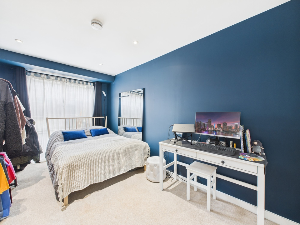 1 bed apartment for sale in Horsham Gates Two, North Street, Horsham  - Property Image 5