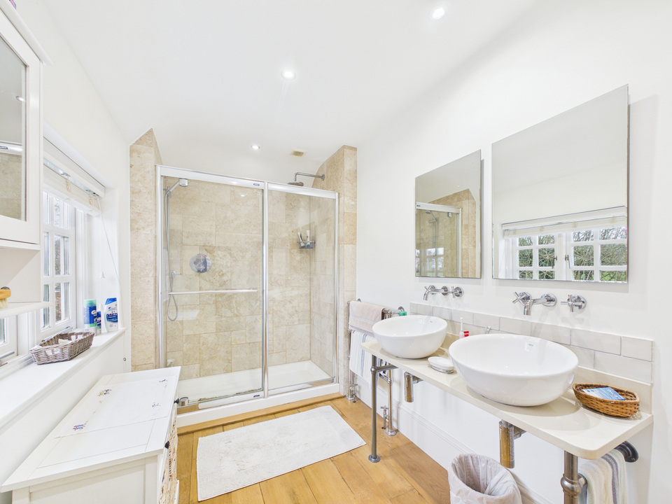 3 bed detached house for sale in Cedar Lea, Pound Lane, Mannings Heath, Horsham, West Sussex - Property Image 20