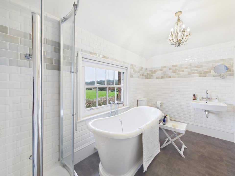 3 bed detached house for sale in Cedar Lea, Pound Lane, Mannings Heath, Horsham, West Sussex - Property Image 7