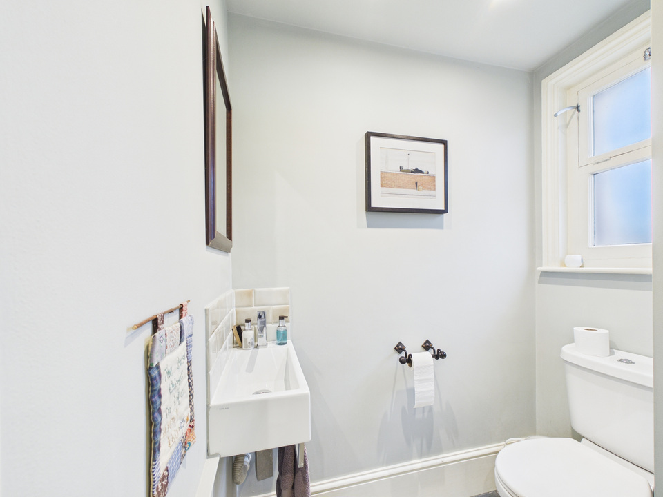 3 bed detached house for sale in Cedar Lea, Pound Lane, Mannings Heath, Horsham, West Sussex - Property Image 15