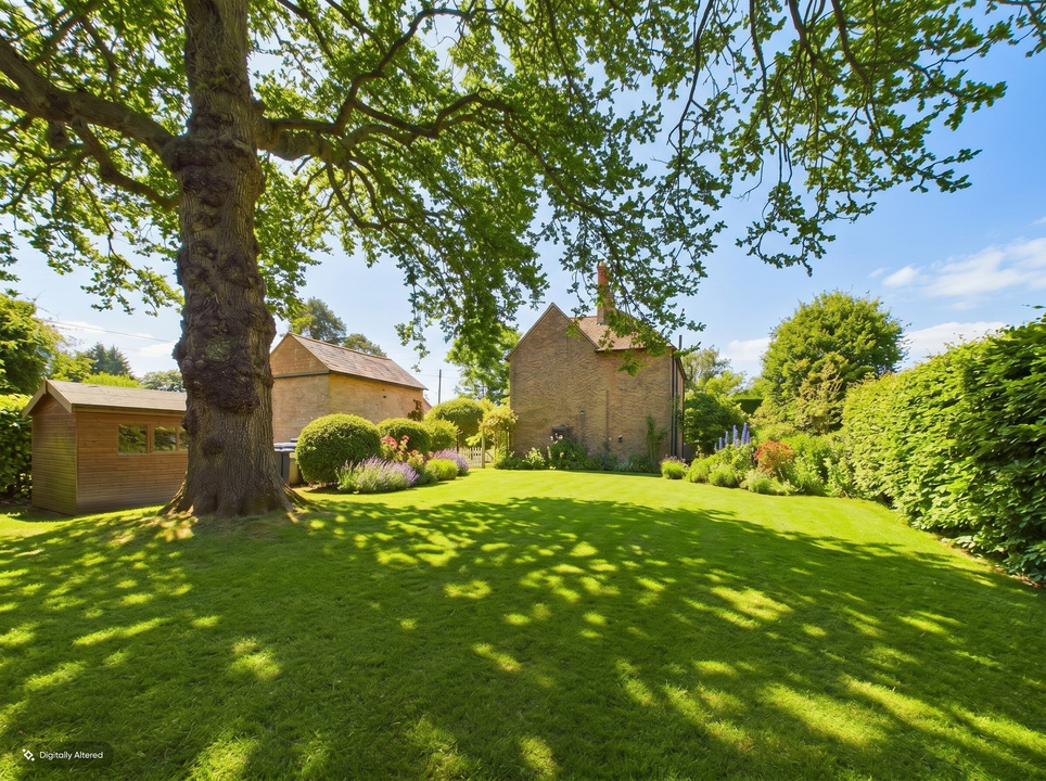 3 bed detached house for sale in Cedar Lea, Pound Lane, Mannings Heath, Horsham, West Sussex  - Property Image 5