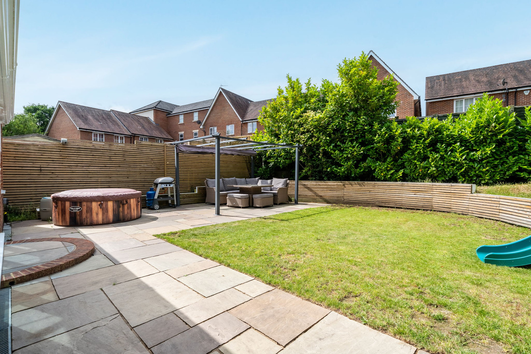 4 bed detached house for sale in Roman Lane, Southwater - Property Image 27