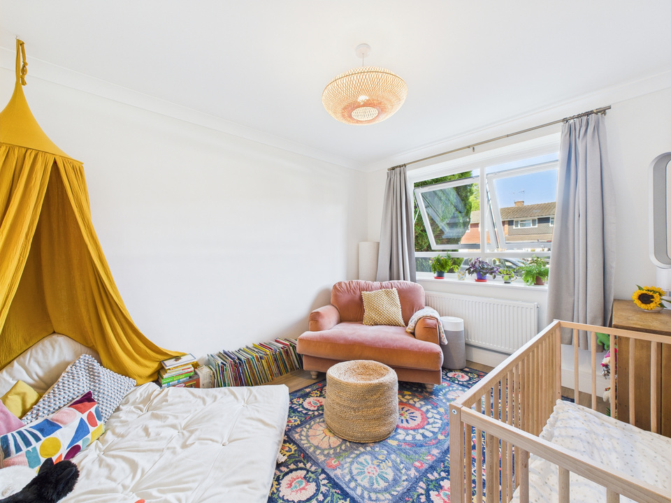 2 bed apartment for sale in Ayshe Court Drive, Horsham  - Property Image 6