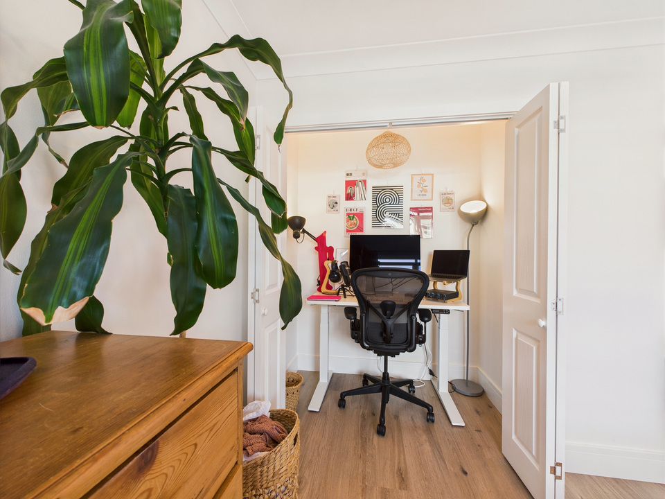 2 bed apartment for sale in Ayshe Court Drive, Horsham  - Property Image 7