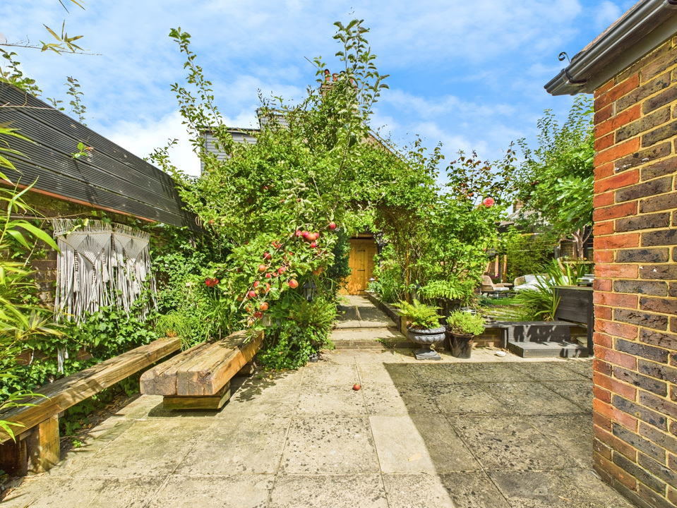 4 bed detached house for sale in Cambridge Road, Horsham  - Property Image 30