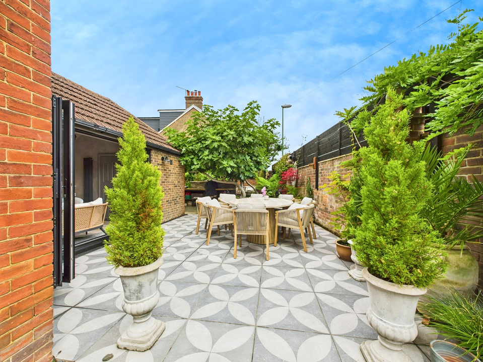 4 bed detached house for sale in Cambridge Road, Horsham  - Property Image 34