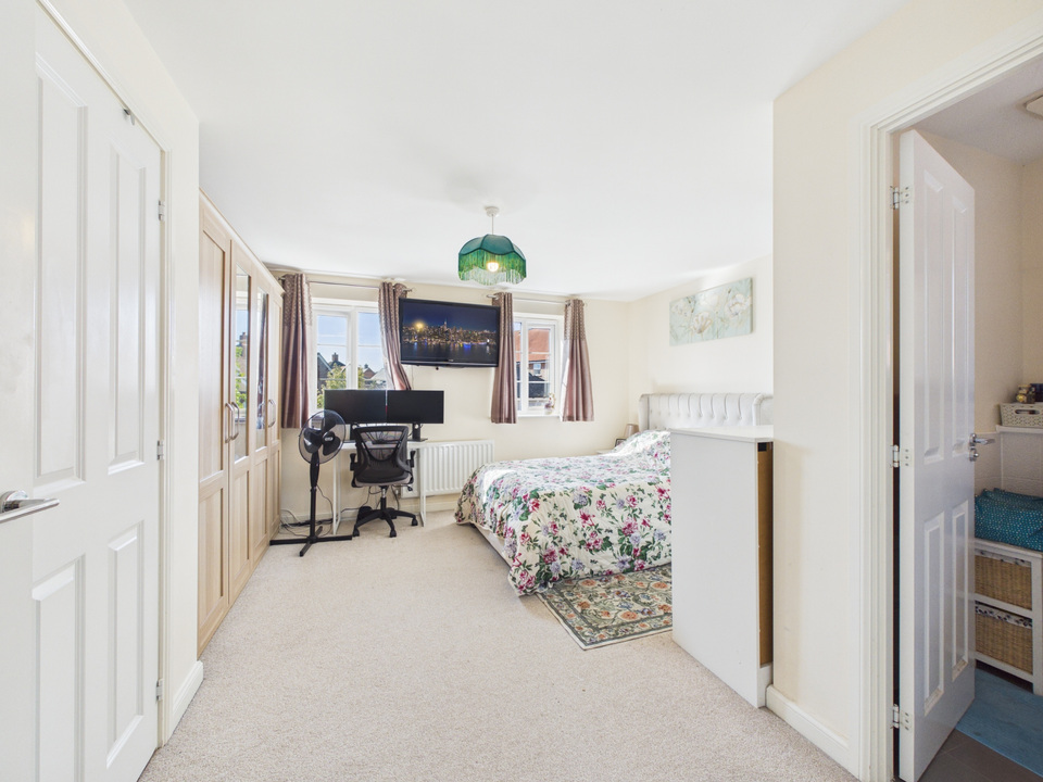 3 bed end of terrace house for sale in Sargent Way, Broadbridge Heath, Horsham, RH12 3TE  - Property Image 4