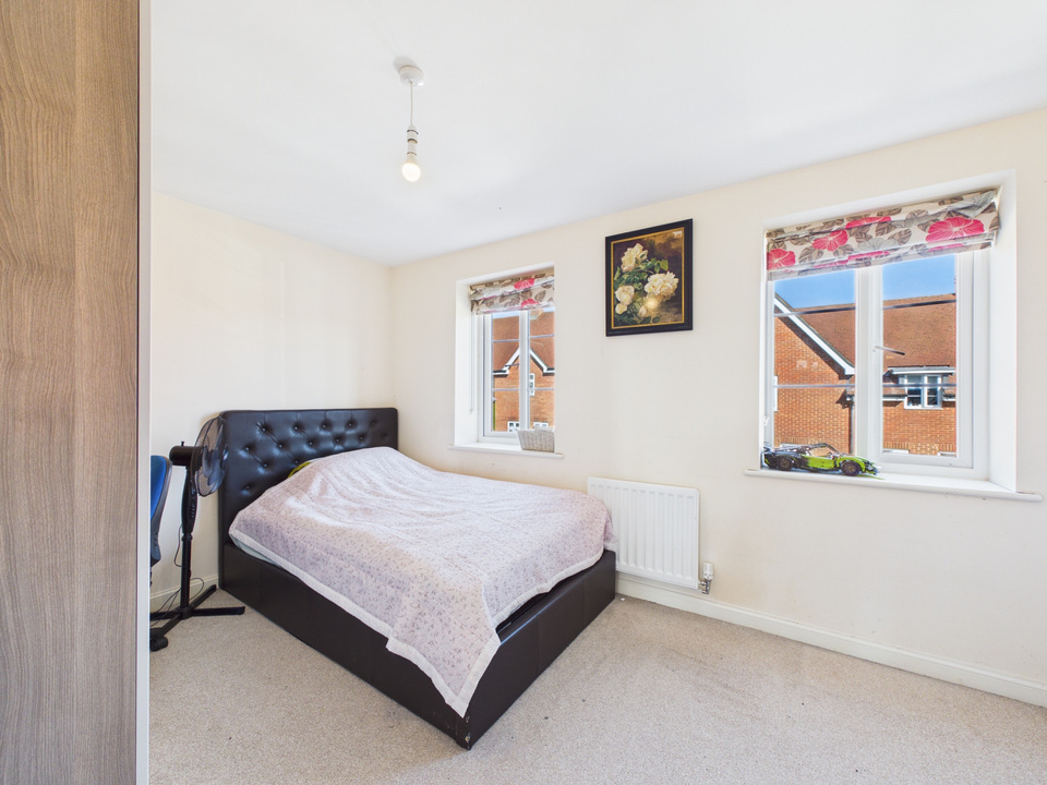 3 bed end of terrace house for sale in Sargent Way, Broadbridge Heath, Horsham, RH12 3TE  - Property Image 6