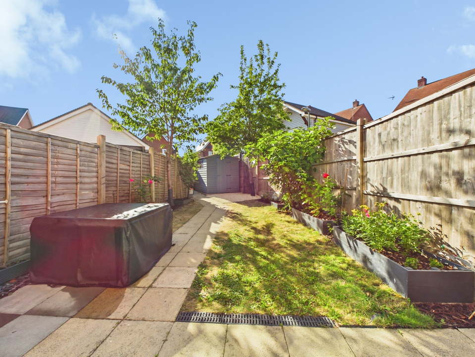 3 bed end of terrace house for sale in Sargent Way, Broadbridge Heath, Horsham, RH12 3TE  - Property Image 9