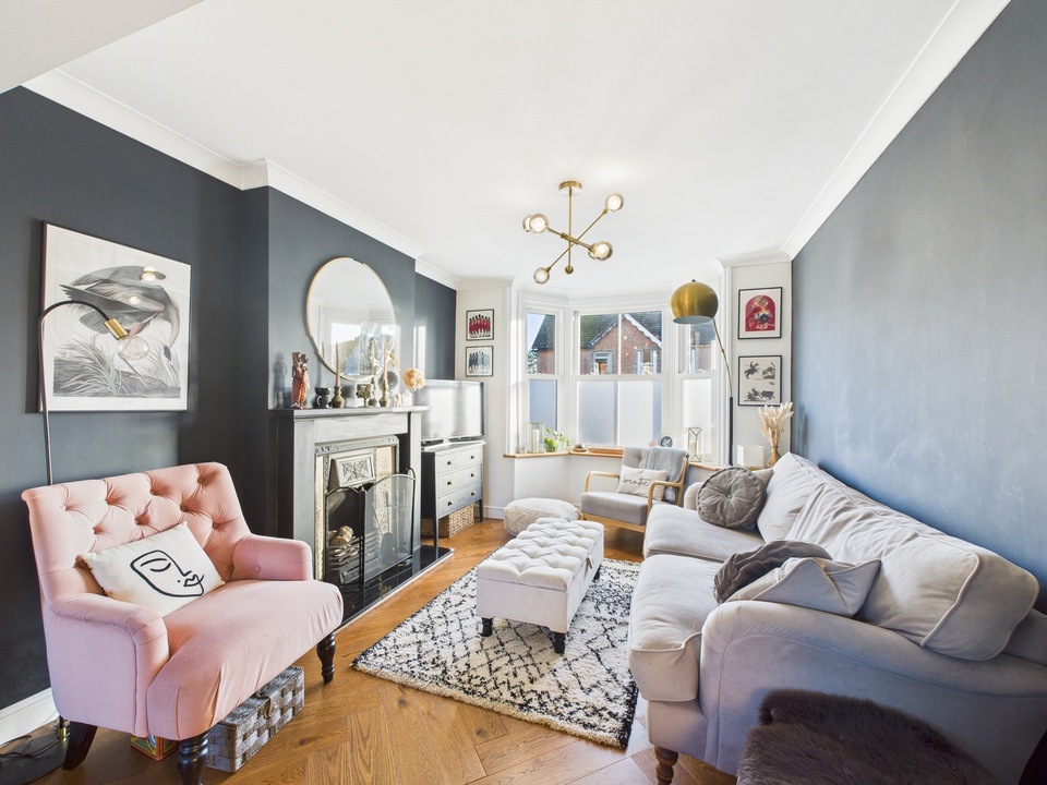 4 bed semi-detached house for sale in St Leonards Road, Horsham, West Sussex, RH13 6AP  - Property Image 2