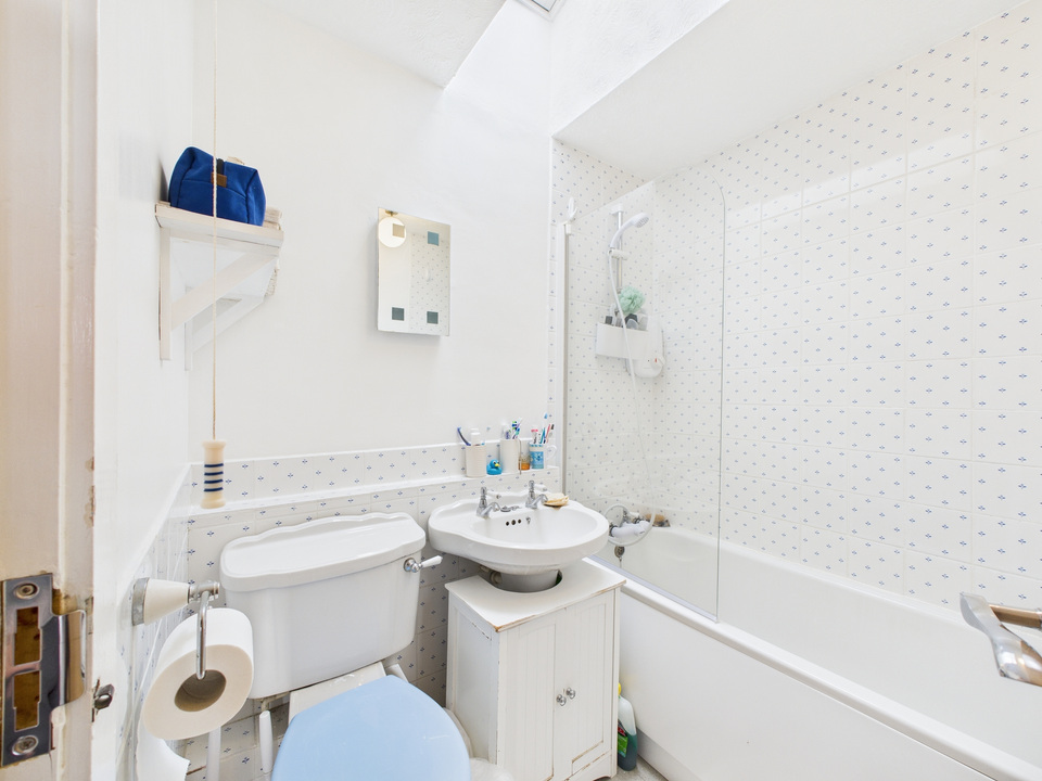 4 bed terraced house for sale in Little Dippers, Pulborough  - Property Image 11