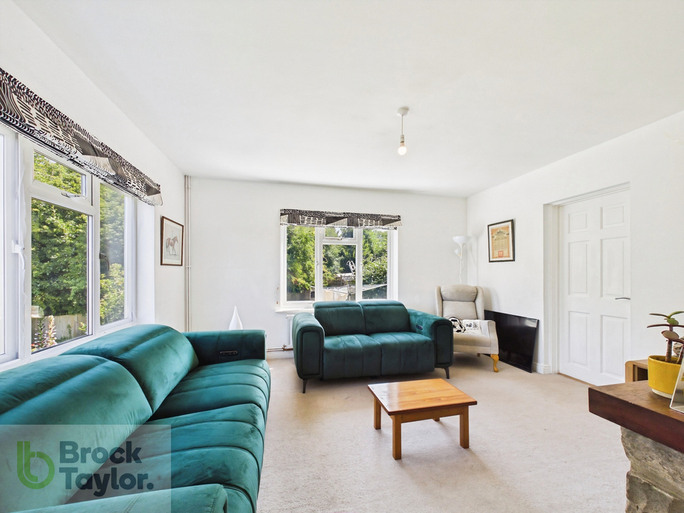 4 bed end of terrace house for sale in Staplefield Road, Cuckfield, West Sussex, RH17  - Property Image 12