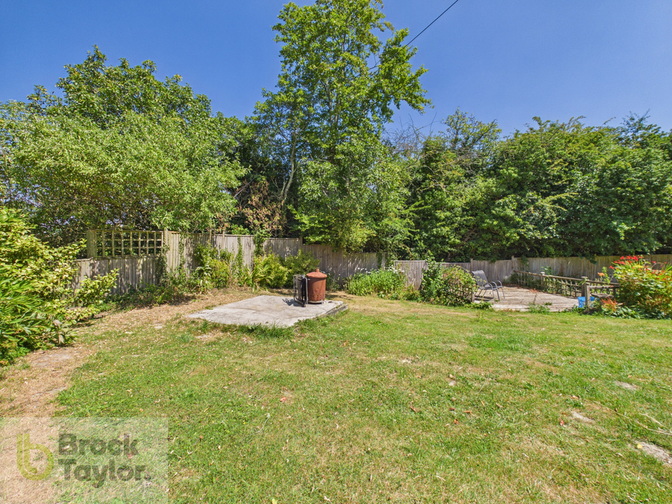 4 bed end of terrace house for sale in Staplefield Road, Cuckfield, West Sussex, RH17  - Property Image 15