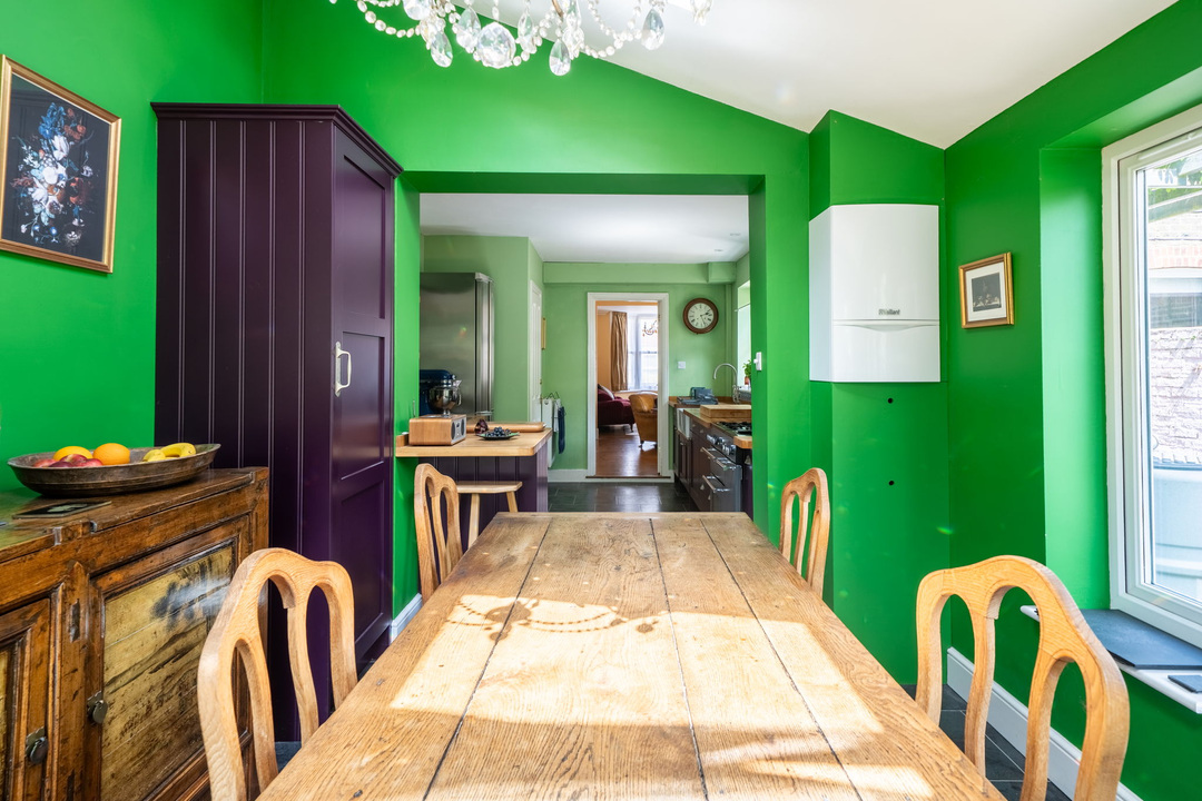 3 bed semi-detached house for sale in Oxford Road, Horsham  - Property Image 15