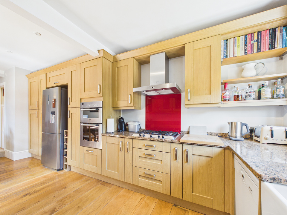 4 bed semi-detached house for sale in Arthur Road, Horsham  - Property Image 19