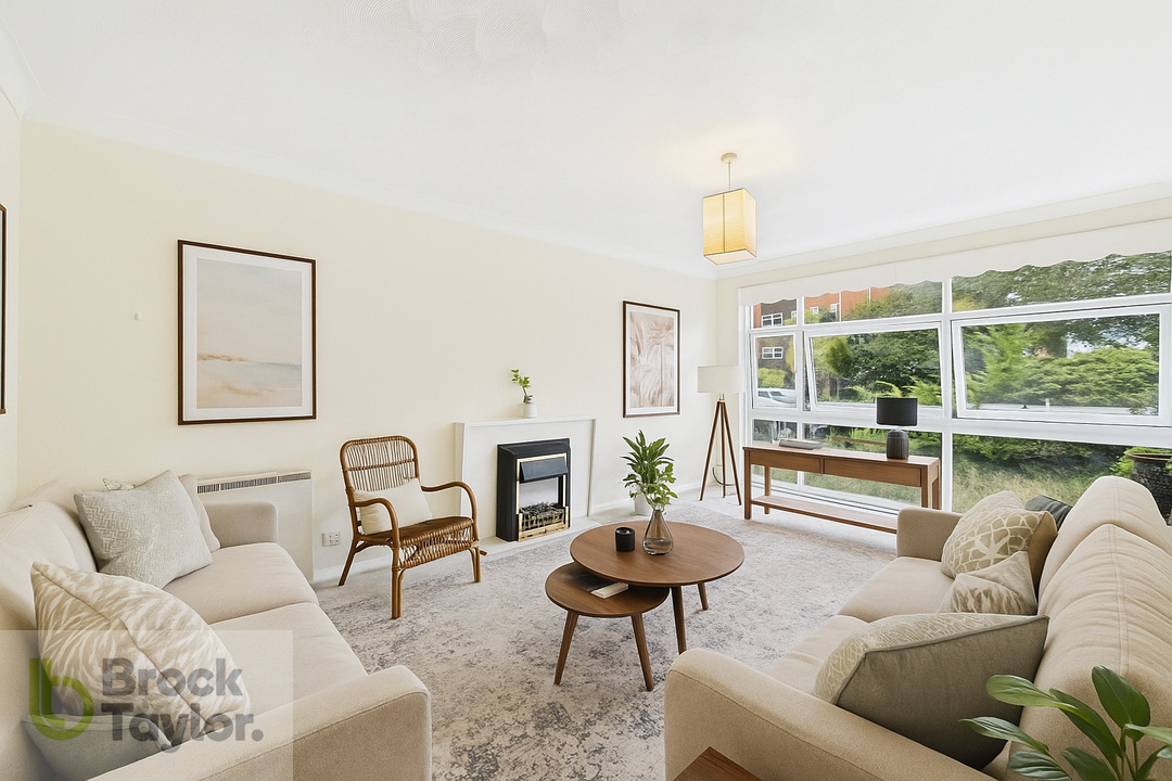 2 bed apartment for sale in Winnals Park, Paddockhall Road, Haywards Heath - Property Image 4