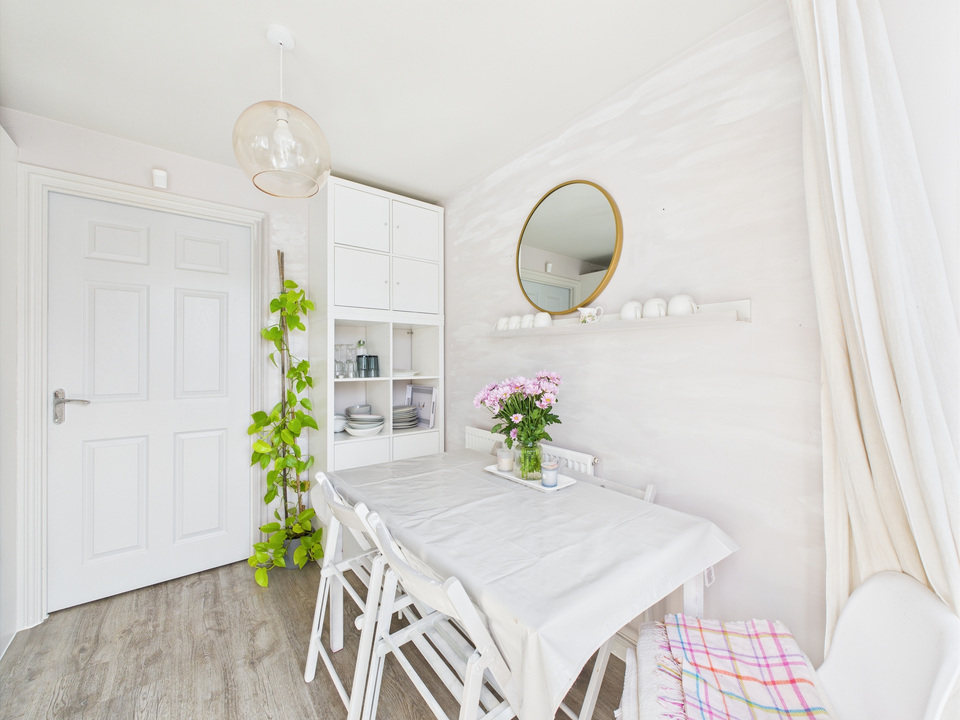 2 bed semi-detached house for sale in Rhodes Way, Billingshurst - Property Image 6